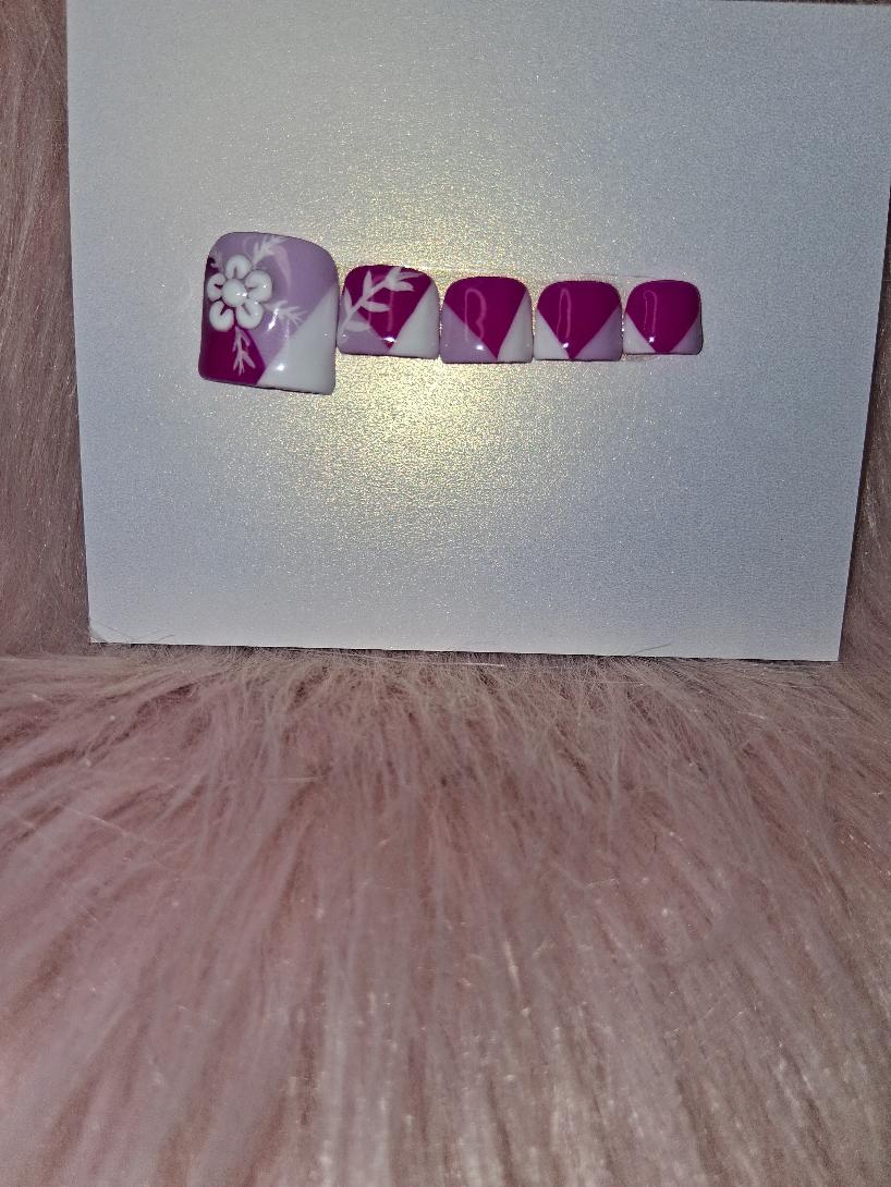 Ivory Lane Toenail Set