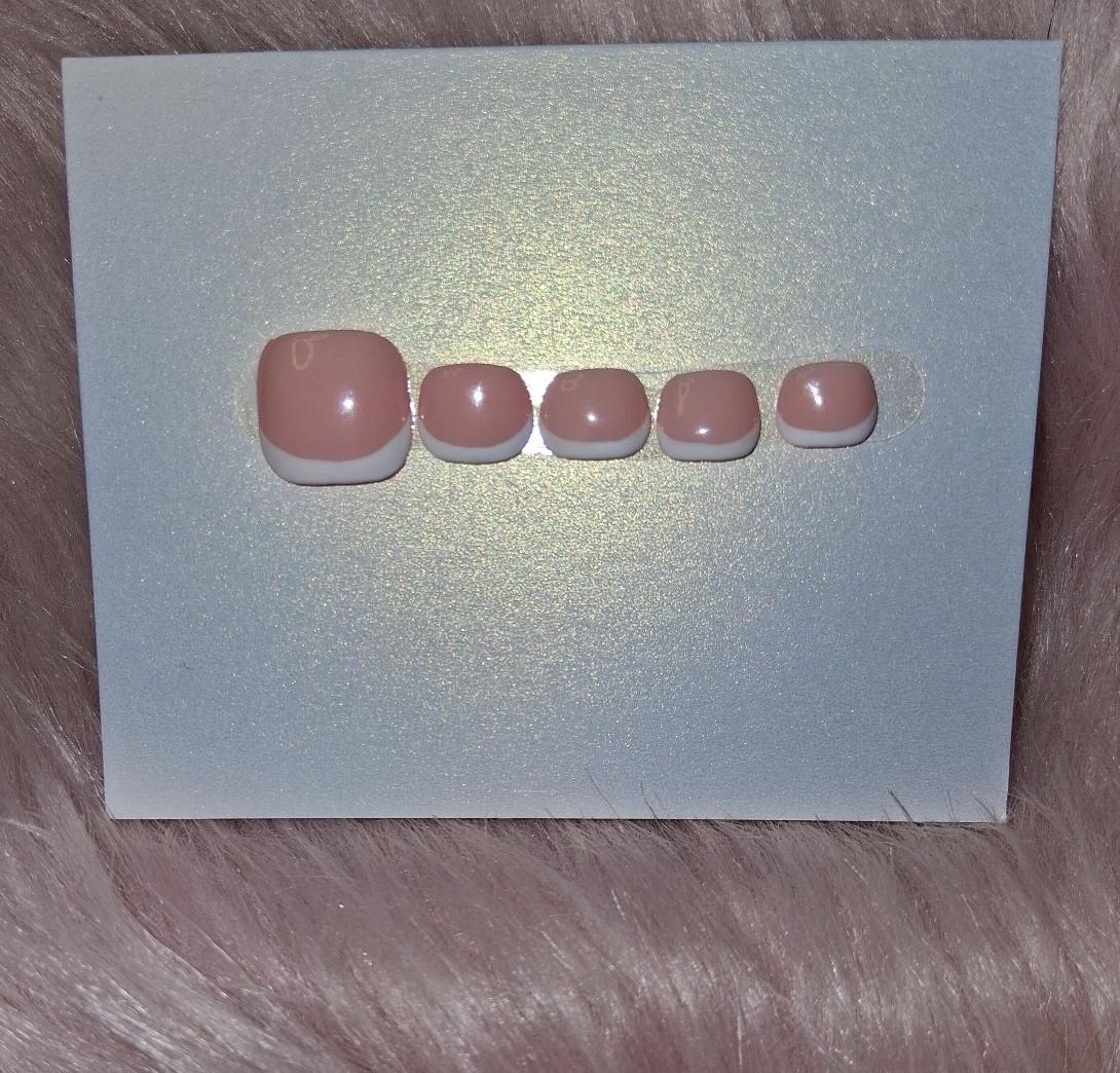 Peaches & Cream Toenail Set