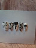 Pretty little skull Nail Set